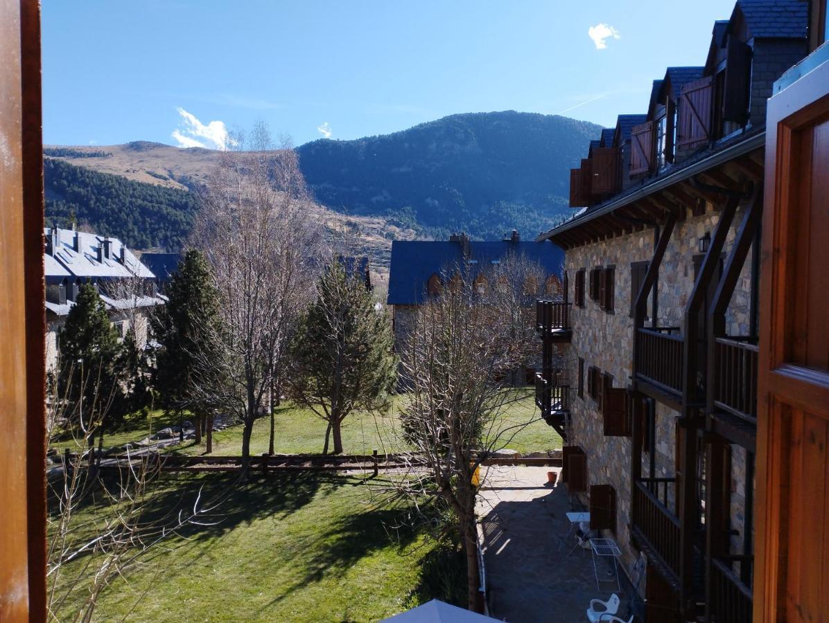 פלה דה ל'ארמיטה Esqui, Aigueestortes Y Boi-Tauell A Tus Pies En Ebrehogar מראה חיצוני תמונה