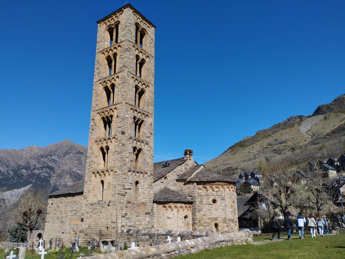 פלה דה ל'ארמיטה Esqui, Aigueestortes Y Boi-Tauell A Tus Pies En Ebrehogar מראה חיצוני תמונה
